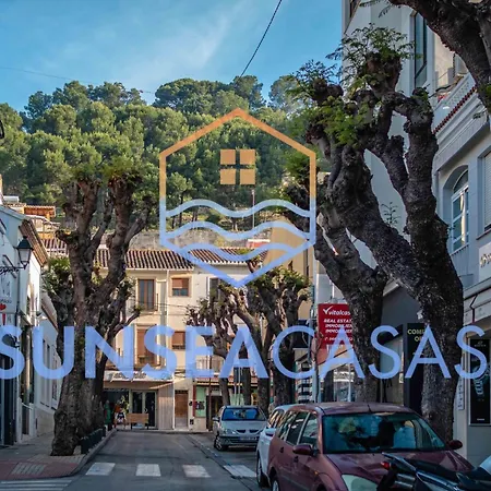 Atardecer Unico En La Playa Dénia